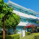 Armeno Hotel 3*